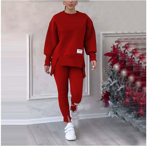 Women's solid color 2-piece casualwear set by Plush Fashion Hub, featuring a comfortable top and matching pants in a casual style.