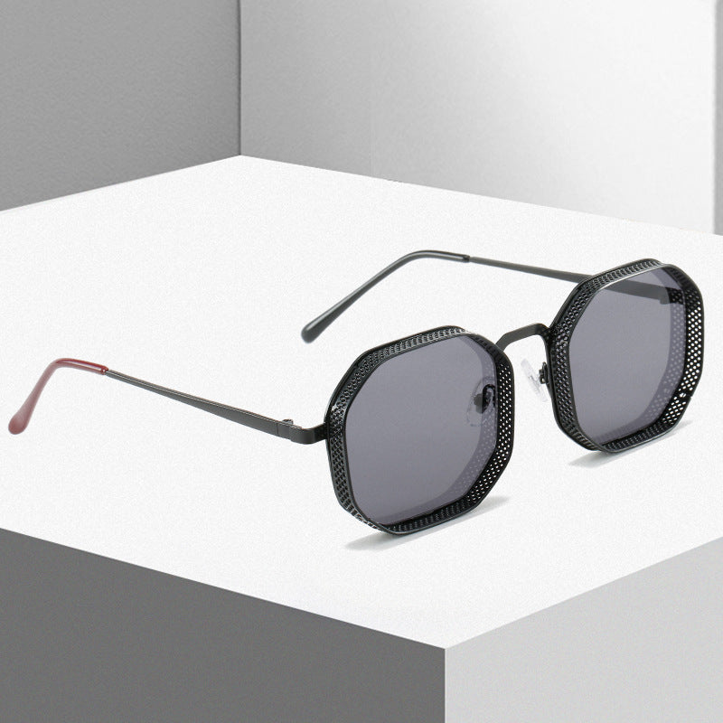 FitiqueFit metal frame sunglasses featuring a lightweight, sleek design with stylish lenses and modern metal accents.