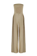 Backless loose tube-top jumpsuit with wide-leg long pants, stylish women's overalls in a fashionable design.
