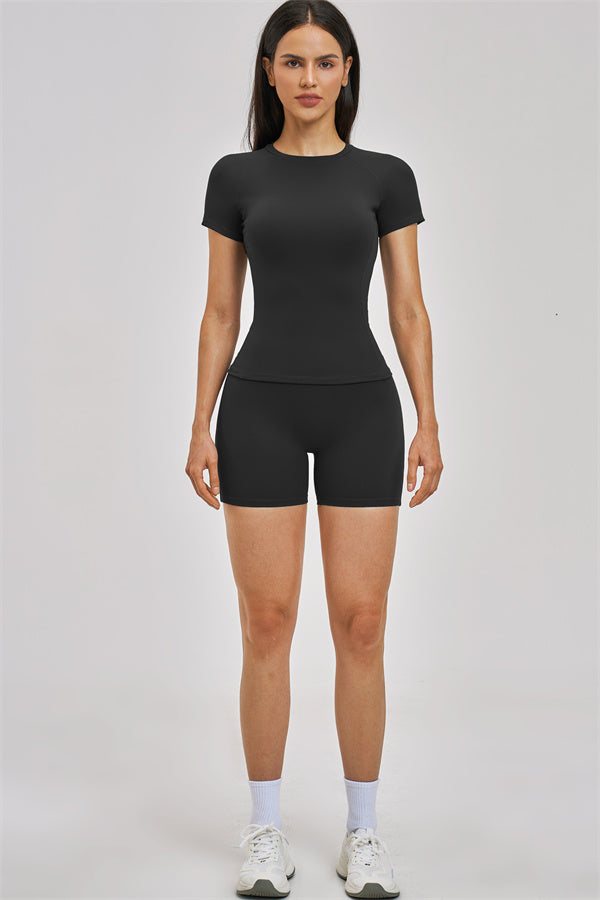 Fitglutes Activewear Zenith T-shirt and shorts 2-piece set, gym and workout clothes, stylish sportswear for active wear.