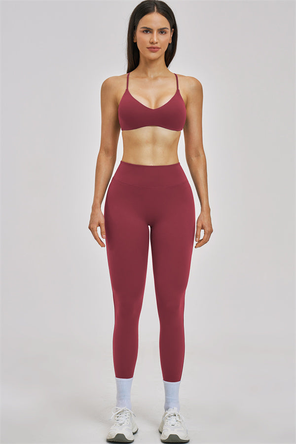 Fitglutes Activewear Zenith sports bra and leggings 2-piece set, stretchy workout clothes for gym and active fitness.