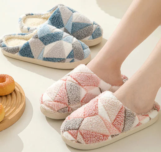 Soft plush women’s slippers with thick soles from Plush Fashion Hub, perfect for cozy autumn and winter comfort.