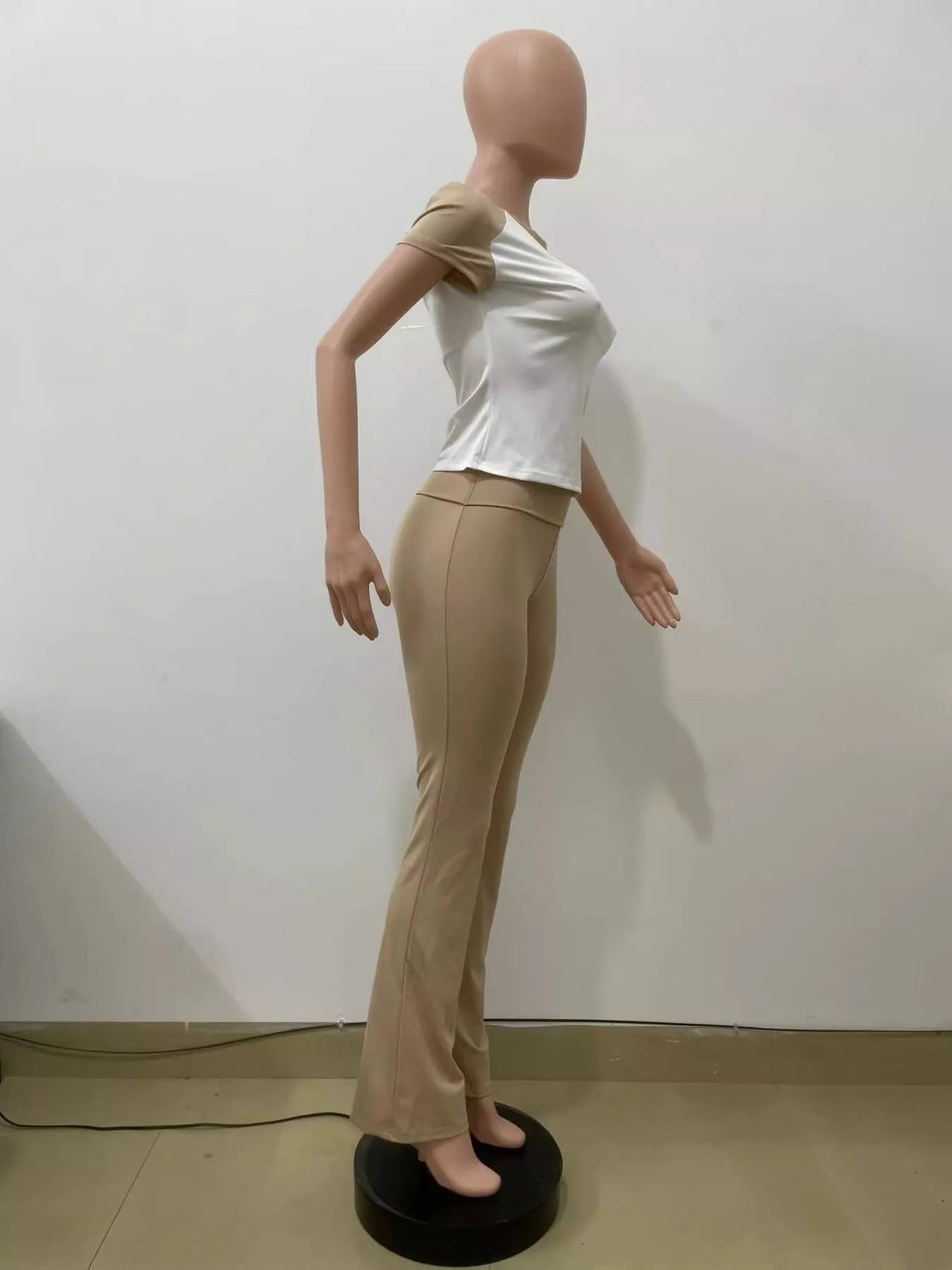 Shopimist contrast short sleeve tee and pants set, featuring a stylish top and matching pants for casual wear.