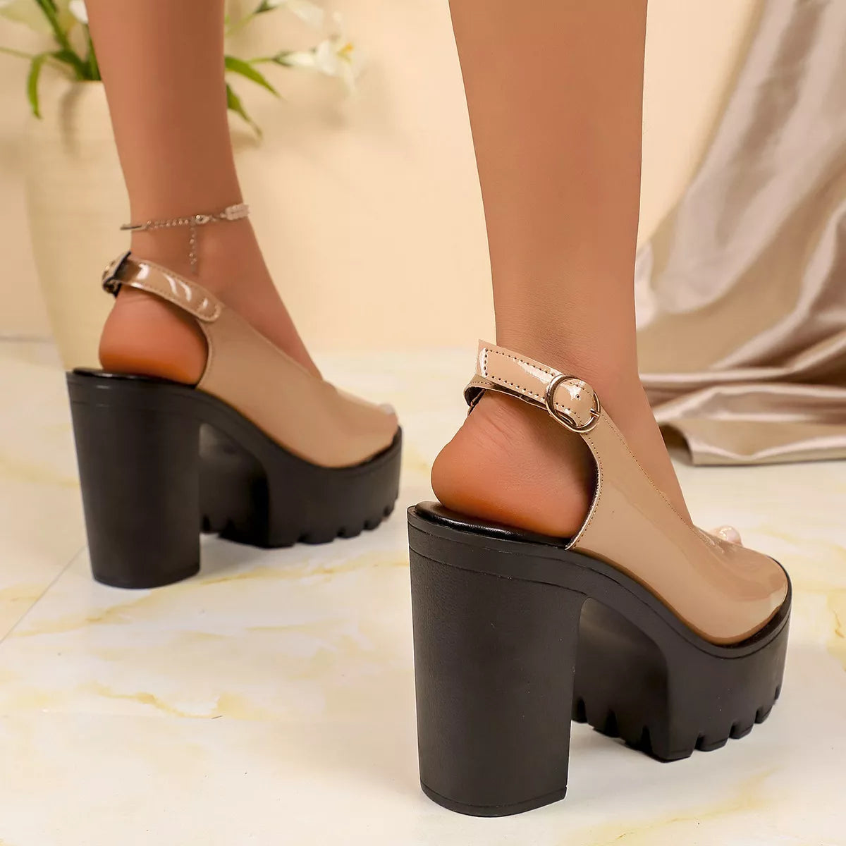Shopimist open toe block heels sandals featuring a stylish design with chunky heels and sleek straps for a trendy summer look.