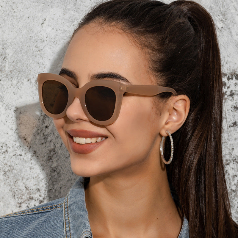 Large rim sunglasses by FitiqueFit featuring oversized women's fashion shades with bold, round frames and tinted lenses.