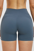 Fitglutes Activewear Zenith T-shirt and shorts 2-piece set, sporty gymwear and workout clothes, casual and athletic look
