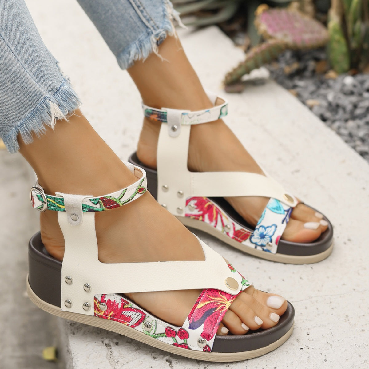 6f43f494-dfe1-4186-8405-bf90fa12f296-Max