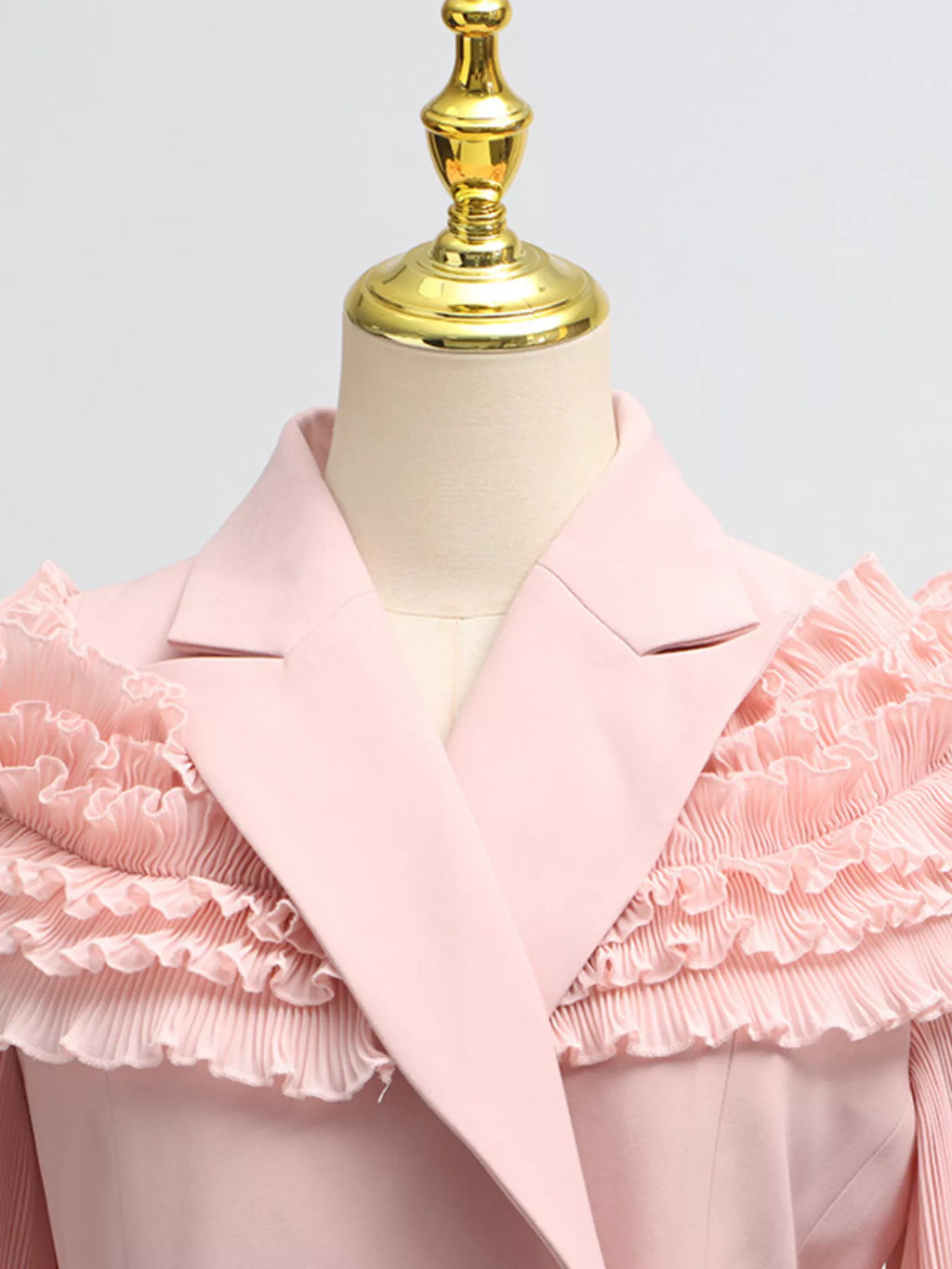 Shopimist frill lapel collar top and pleated skirt set, stylish women’s ensemble with ruffled collar and elegant pleats in soft fabric.