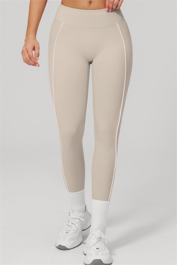 Fitglutes Activewear Clarity Contour Line sports bra and leggings 2-piece set, designed for workout and gym activities.