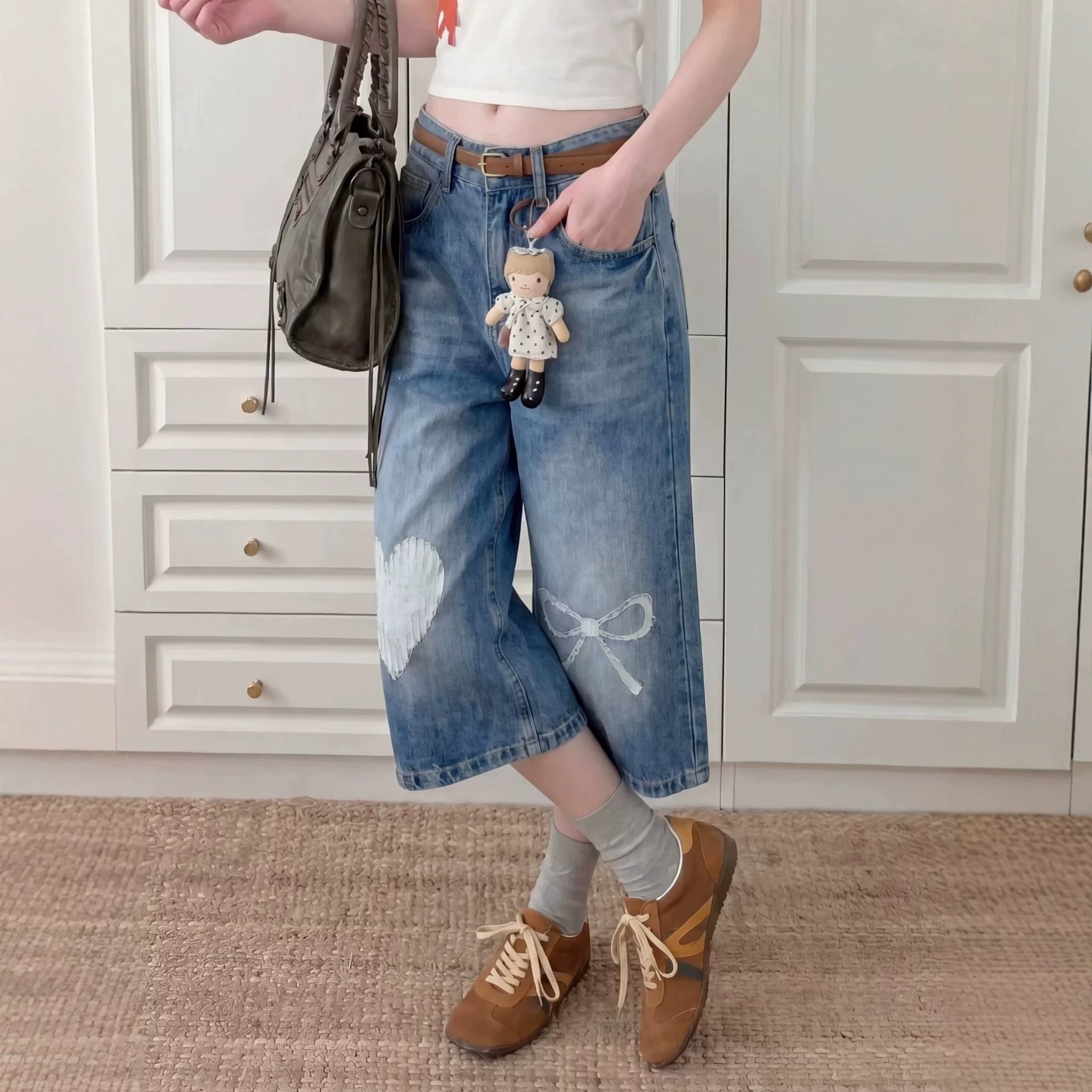 Washed Bleached Wide-Leg Straight Jeans