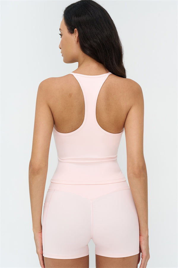 Fitglutes Activewear crop top and shorts 2-piece set, stylish gymwear and sportswear for workout and activewear occasions.