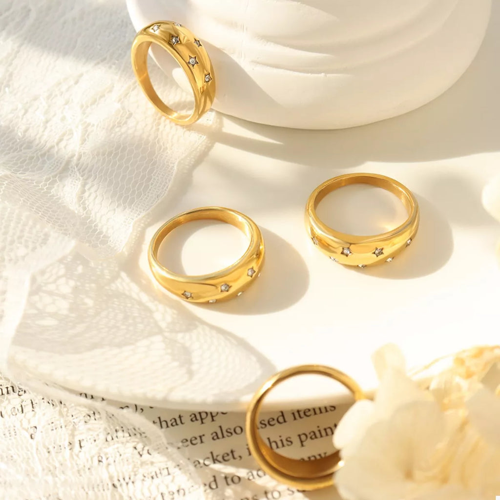 18K gold-plated zircon ring with sparkling stones, showcasing a stylish and elegant jewelry piece from Shopimist.
