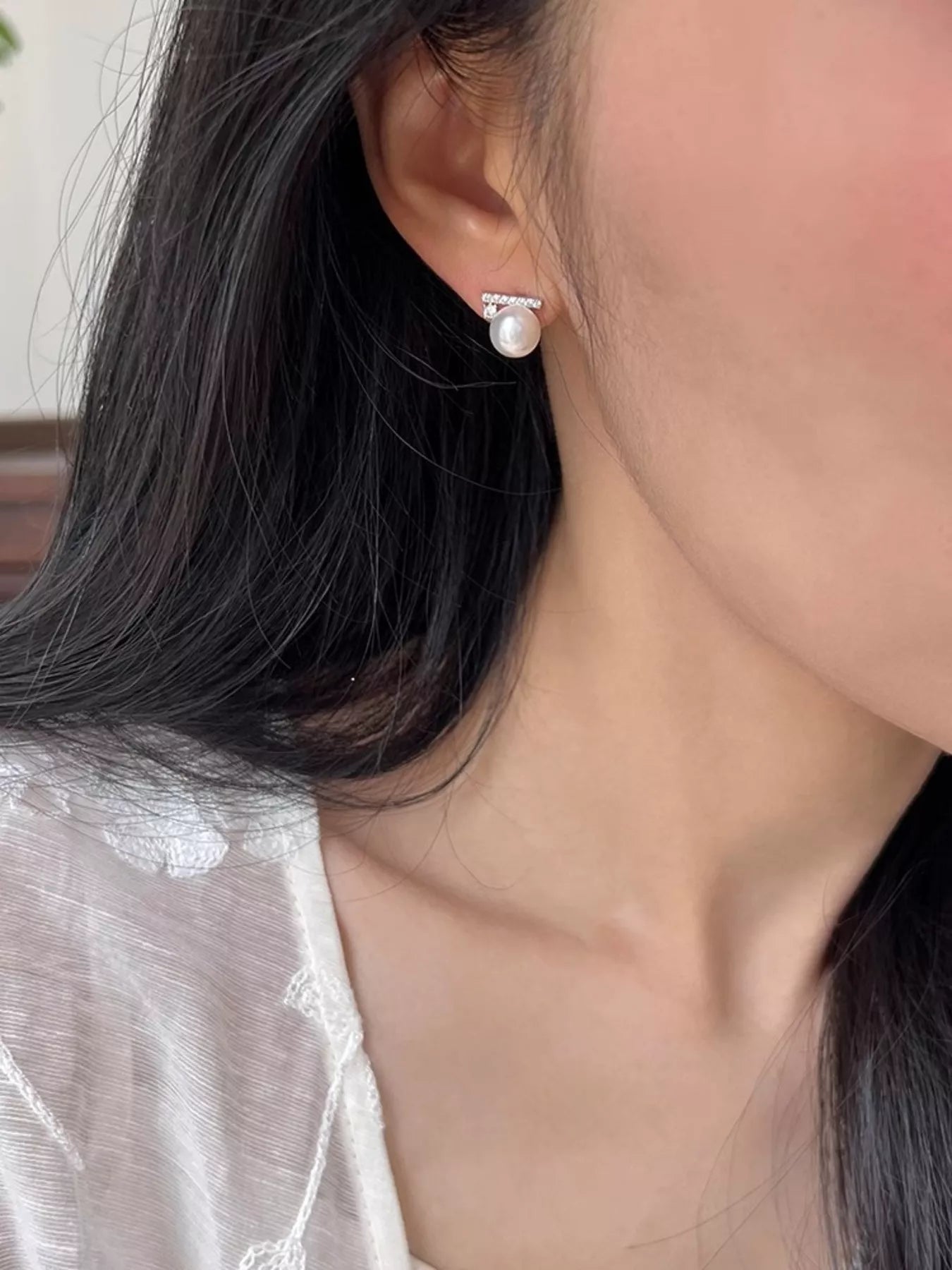 Shopimist zircon pearl stud earrings featuring sparkling cubic zirconia and elegant pearl accents on a classic stud setting.