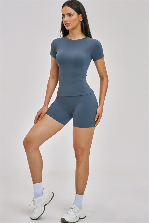 Fitglutes Activewear Zenith T-shirt and shorts 2-piece set, casual gymwear with comfortable fabric, perfect for workouts and sports.