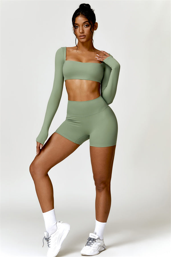 Fitglutes Activewear Olivia crop top and shorts 2-piece matching set, gymwear and sportswear for workout or casual wear.