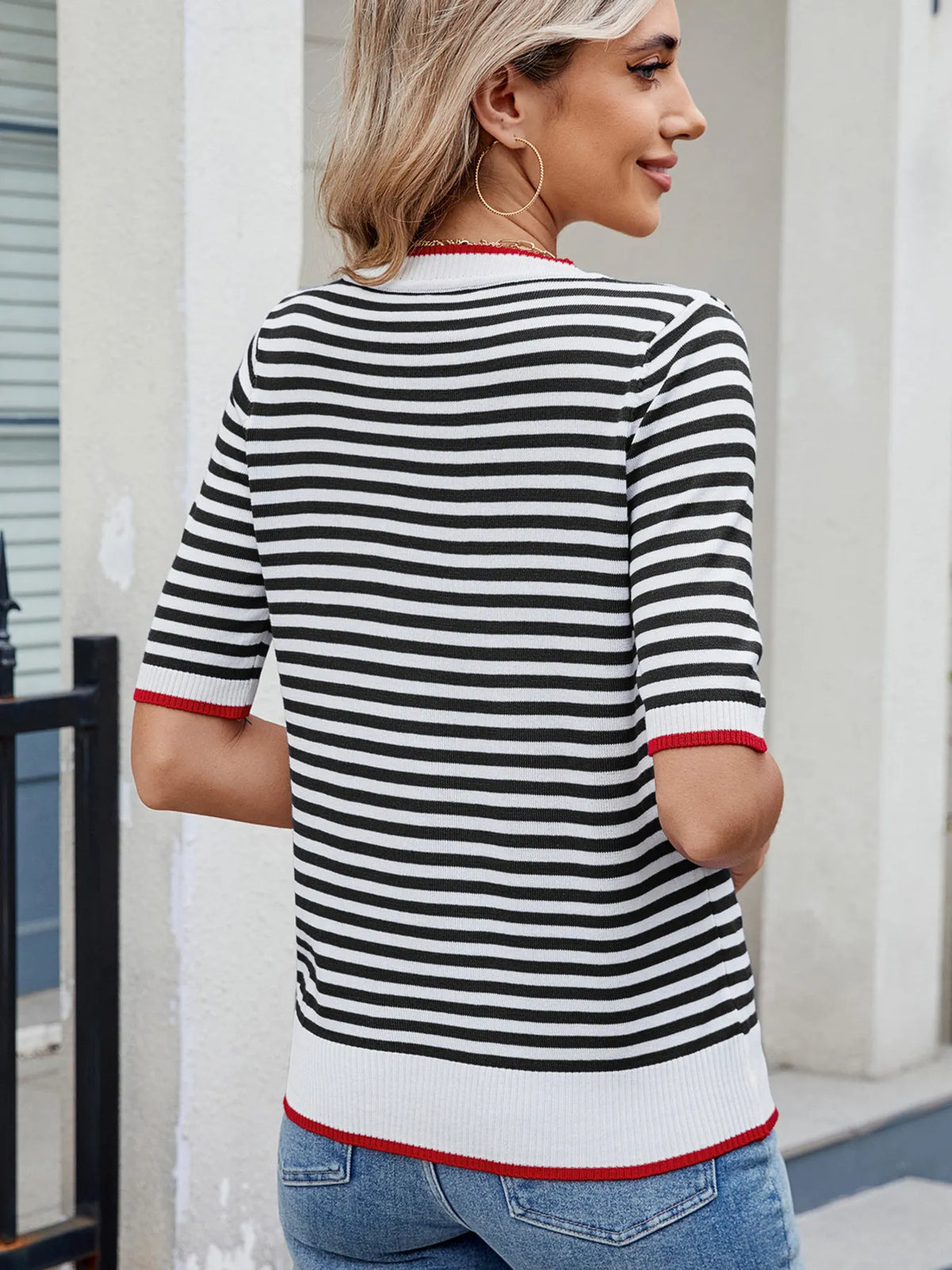 Striped casual t-shirt with contrast trim from Plush Fashion Hub, featuring a comfortable fit and stylish design.
