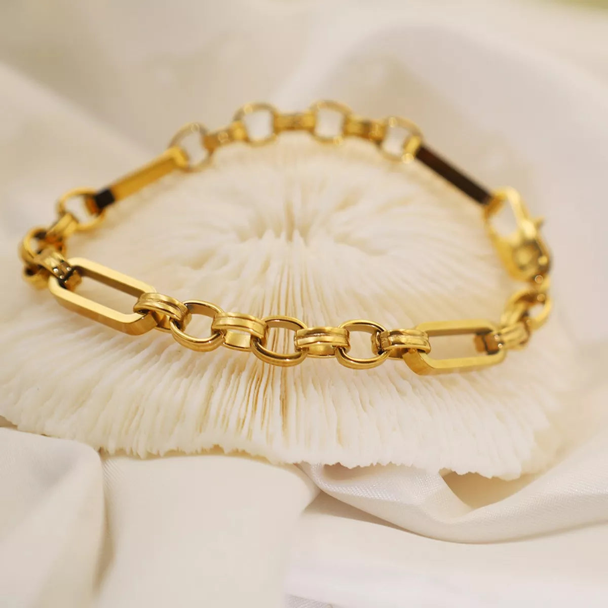 18K gold-plated chunky chain link bracelet by Shopimist featuring bold, interconnected gold links on a neutral background.