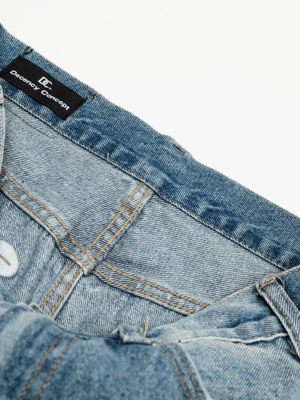 Men's loose fit jeans by Trendsi, showcasing classic denim with a relaxed, comfortable fit and detailed stitching.