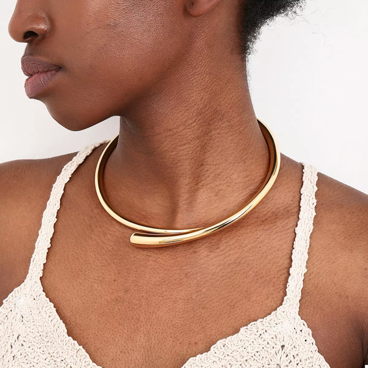 18K gold-plated alloy adjustable necklace featuring a sleek, elegant chain with a modern design from Plush Fashion Hub.