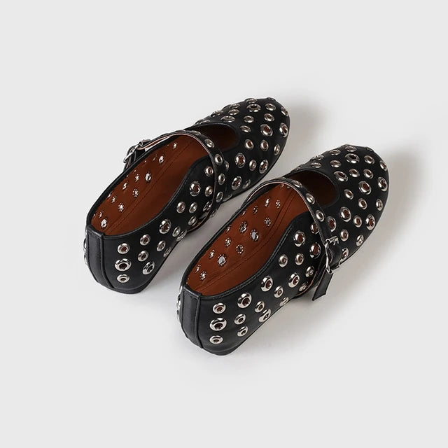 Riveted Round Toe Mary Jane Flats