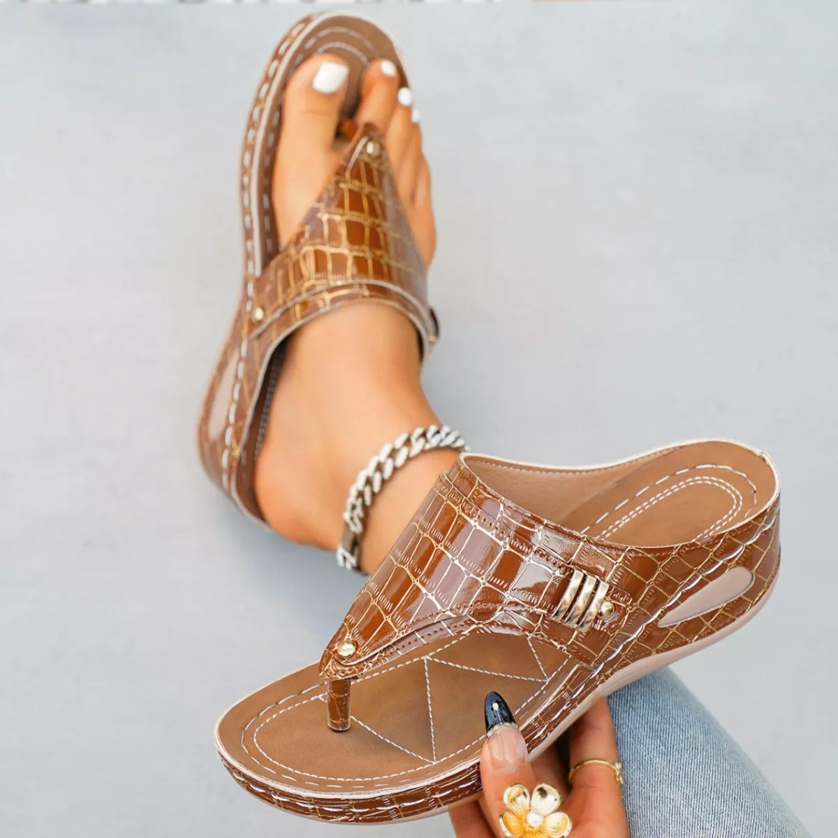Shopimist toe post wedge sandals with tan leather straps and cork wedge heel, perfect for casual summer wear.