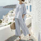 3D print batwing sleeve two-piece set from Plush Fashion Hub with loose T-shirt and straight-leg pants in black fabric.