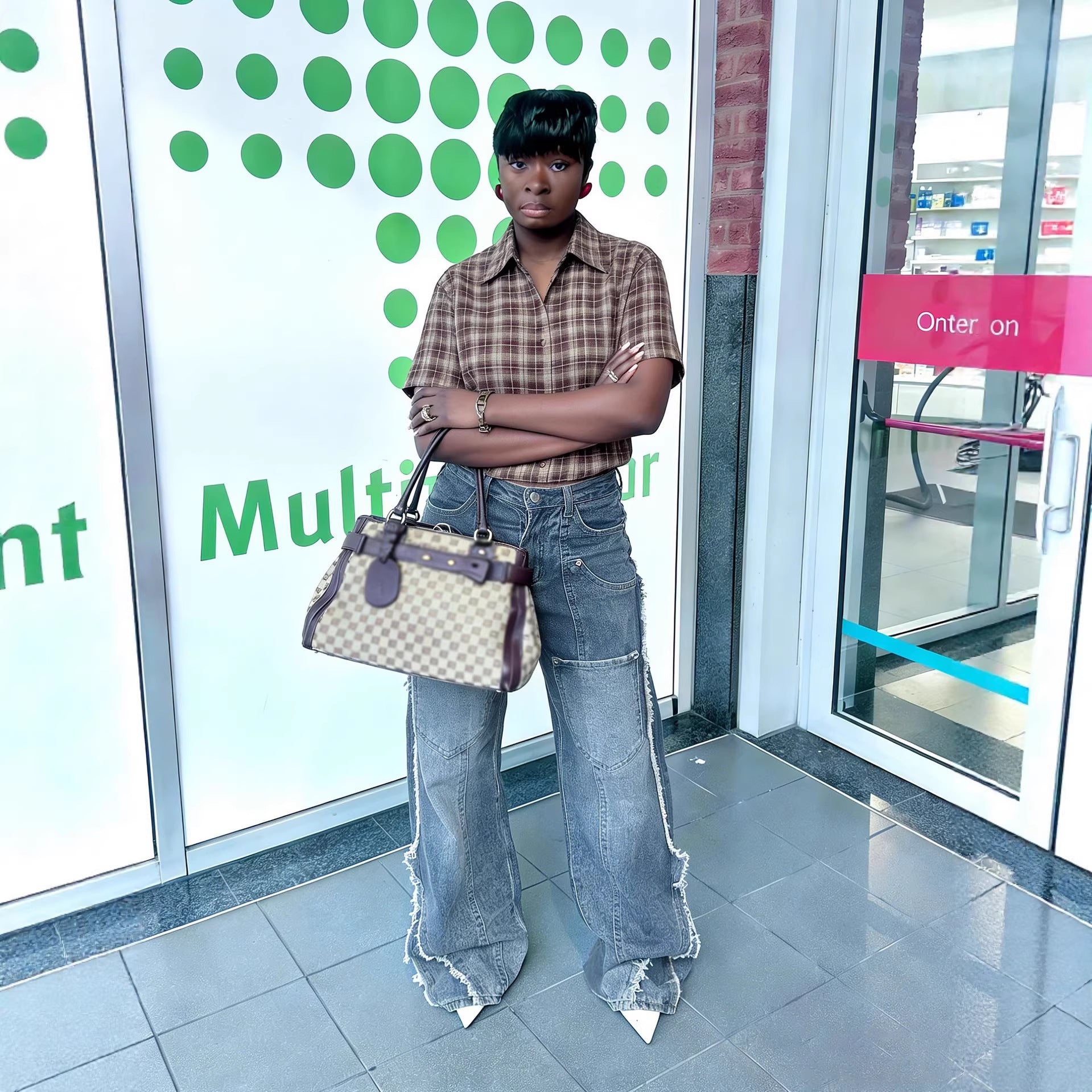 Street Style Raw Edge Multi-Pocket Washed Denim Jeans