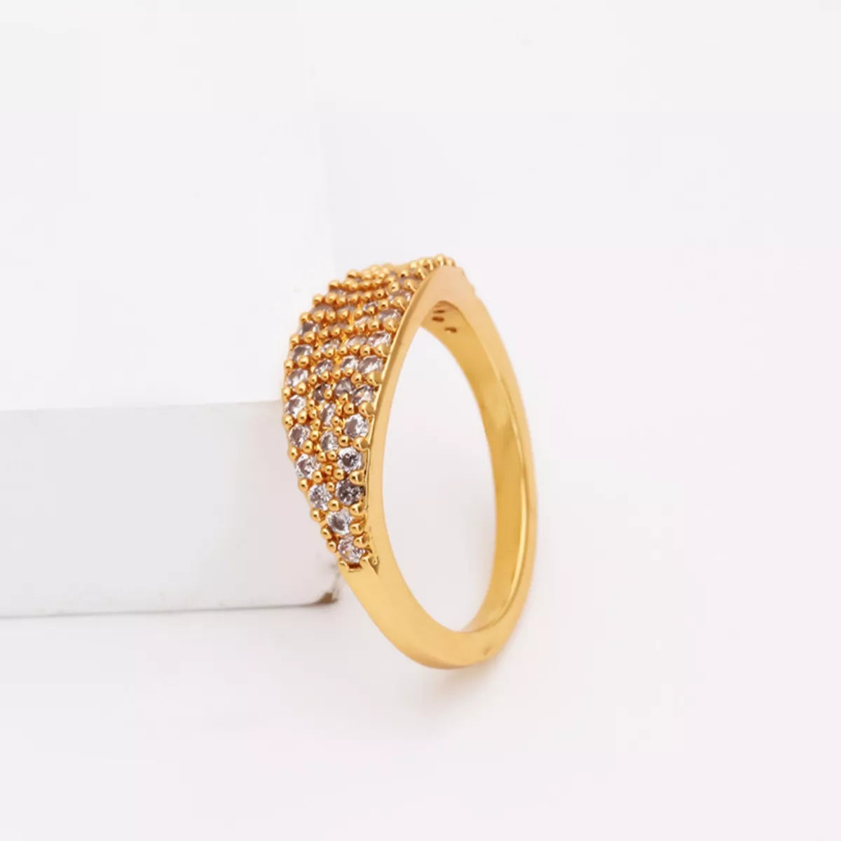 18K gold-plated copper ring with round zircon stone, stylish jewelry from Plush Fashion Hub.