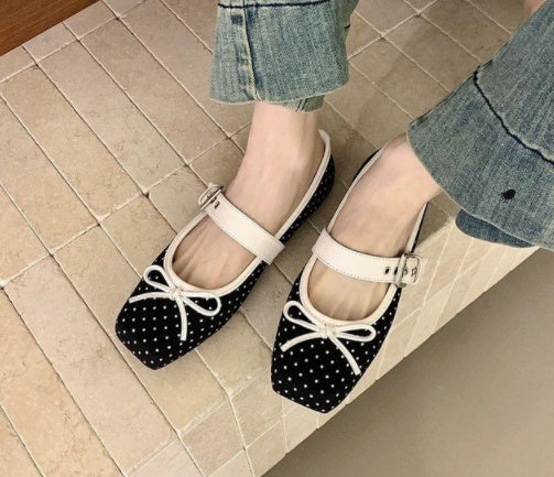 FitiqueFit polka dot bow Mary Jane ballet flats in suede, slip-on footwear with a stylish, comfortable design.