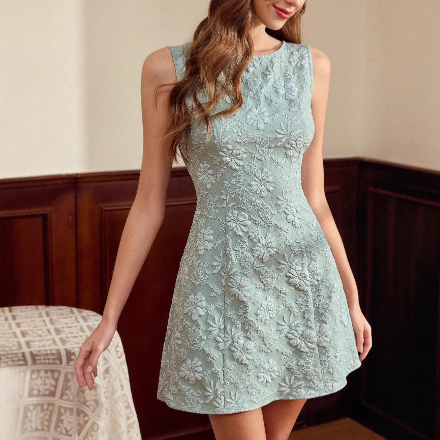 Women's FitiqueFit jacquard sleeveless midi dress with slim fit, minimalist style, featuring a sophisticated French-inspired design.
