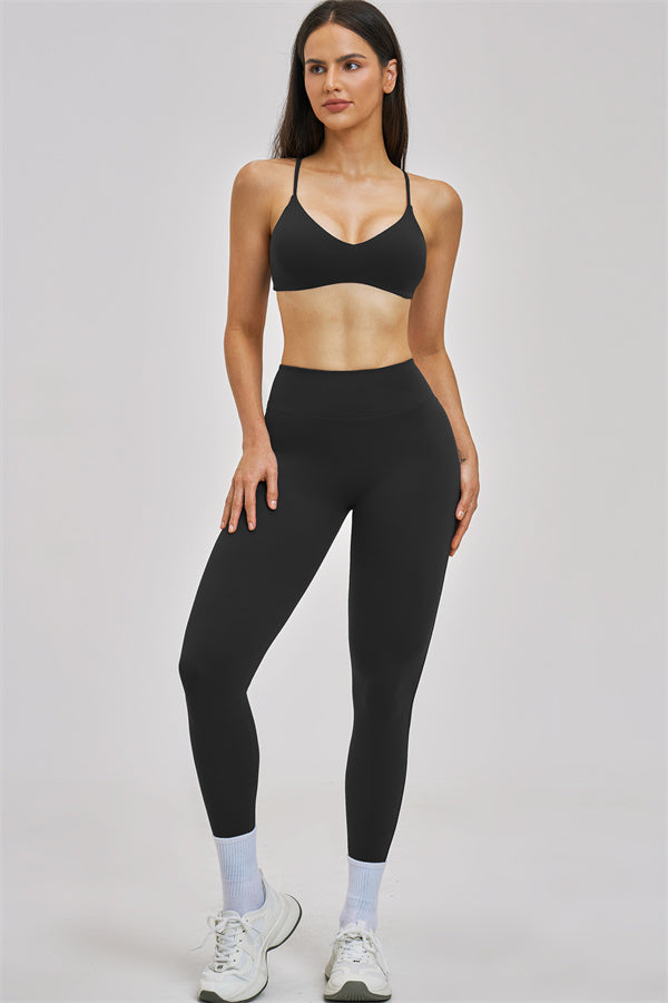 Fitglutes Activewear sports bra and leggings 2-piece set, stylish gymwear for workout and active lifestyle, shown on a model.
