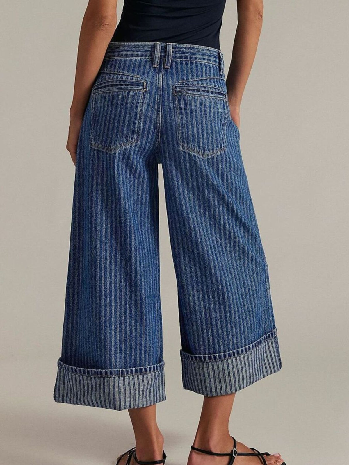 Plush Fashion Hub wide-leg cropped denim jeans with a relaxed fit and classic blue denim fabric.