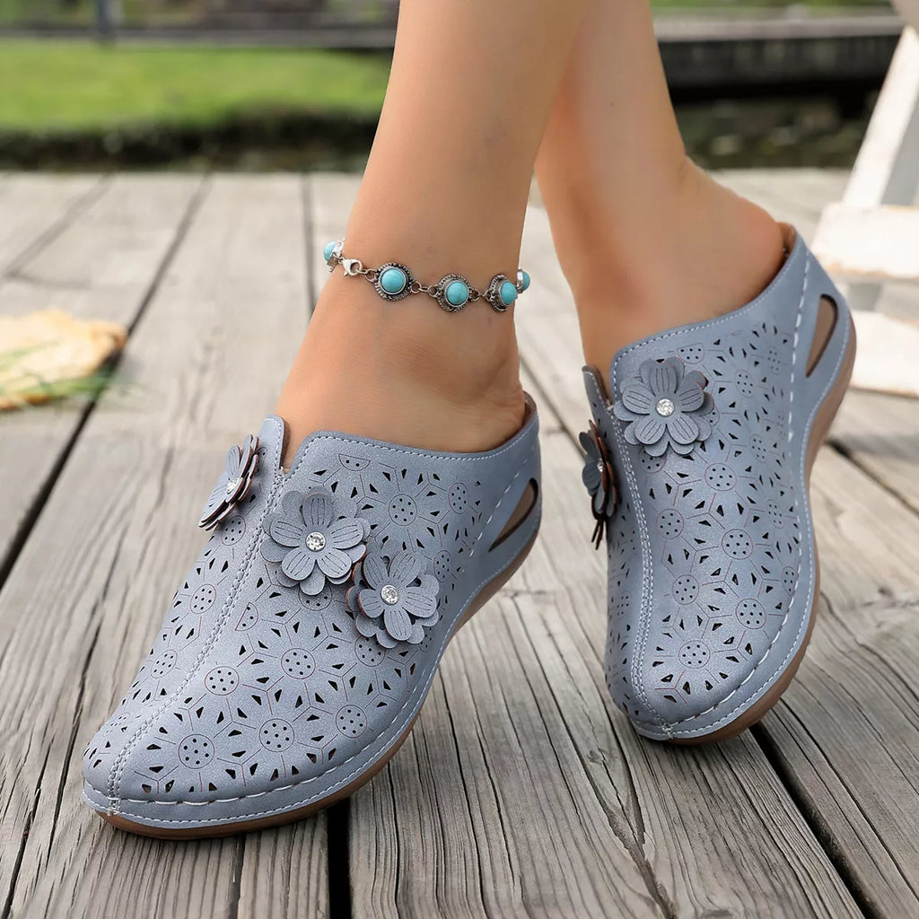 Shopimist floral decor round toe sandals featuring a stylish design with floral accents and comfortable round toe style.