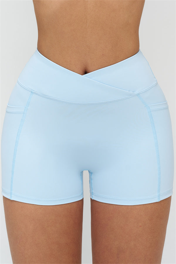 Fitglutes Activewear crop top and shorts 2-piece set, stylish gymwear and sportswear for workout and fitness activities.