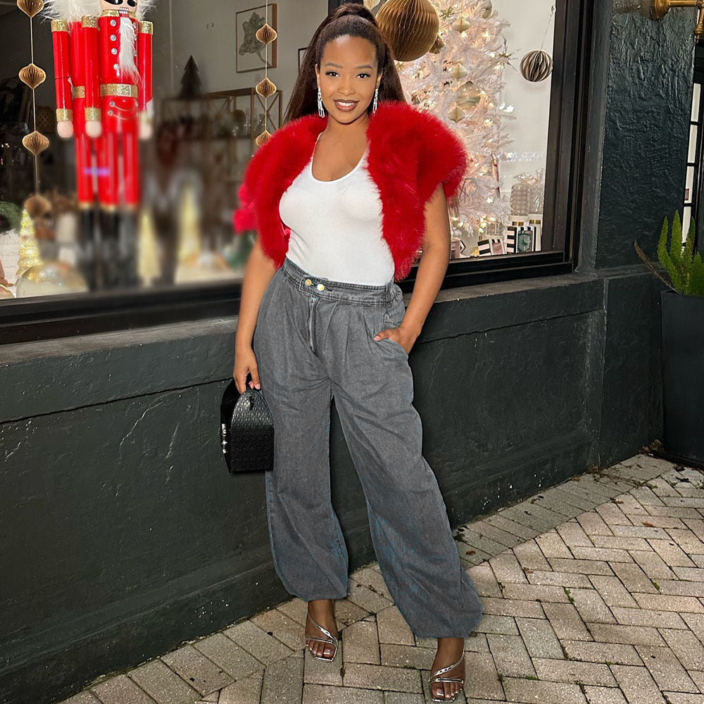Casual loose fit women's denim jeans with zipper cuff and elastic waistband by Plush Fashion Hub, shown on a model.
