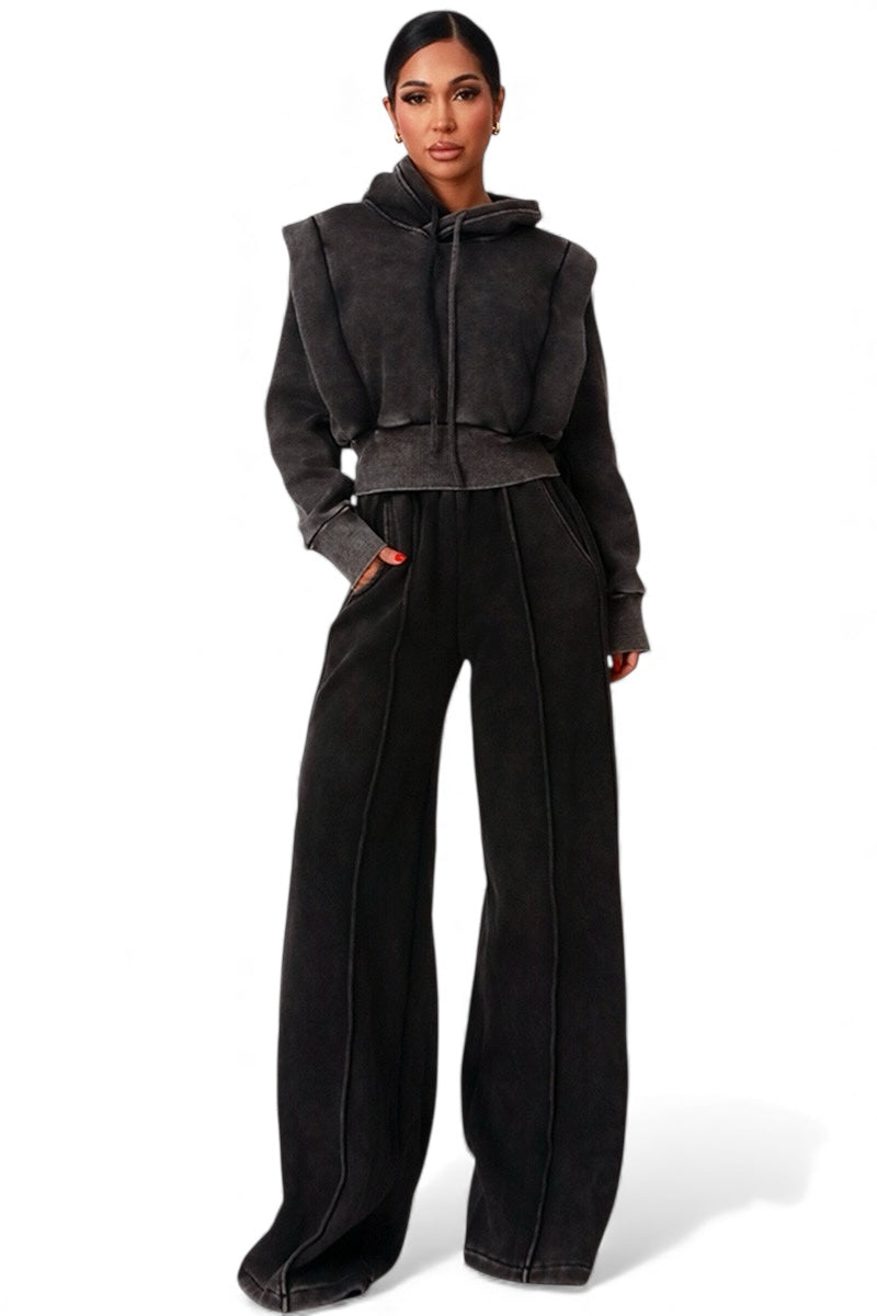 Light gray crop hoodie and wide-leg sweatpants set from The House of Stylez, casual 2-piece loungewear ensemble.