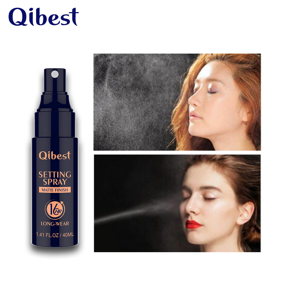 Dark blue Qibest setting spray bottle, 40ml, with text "SETTING SPRAY" and "MATTE FINISH," shown with application.