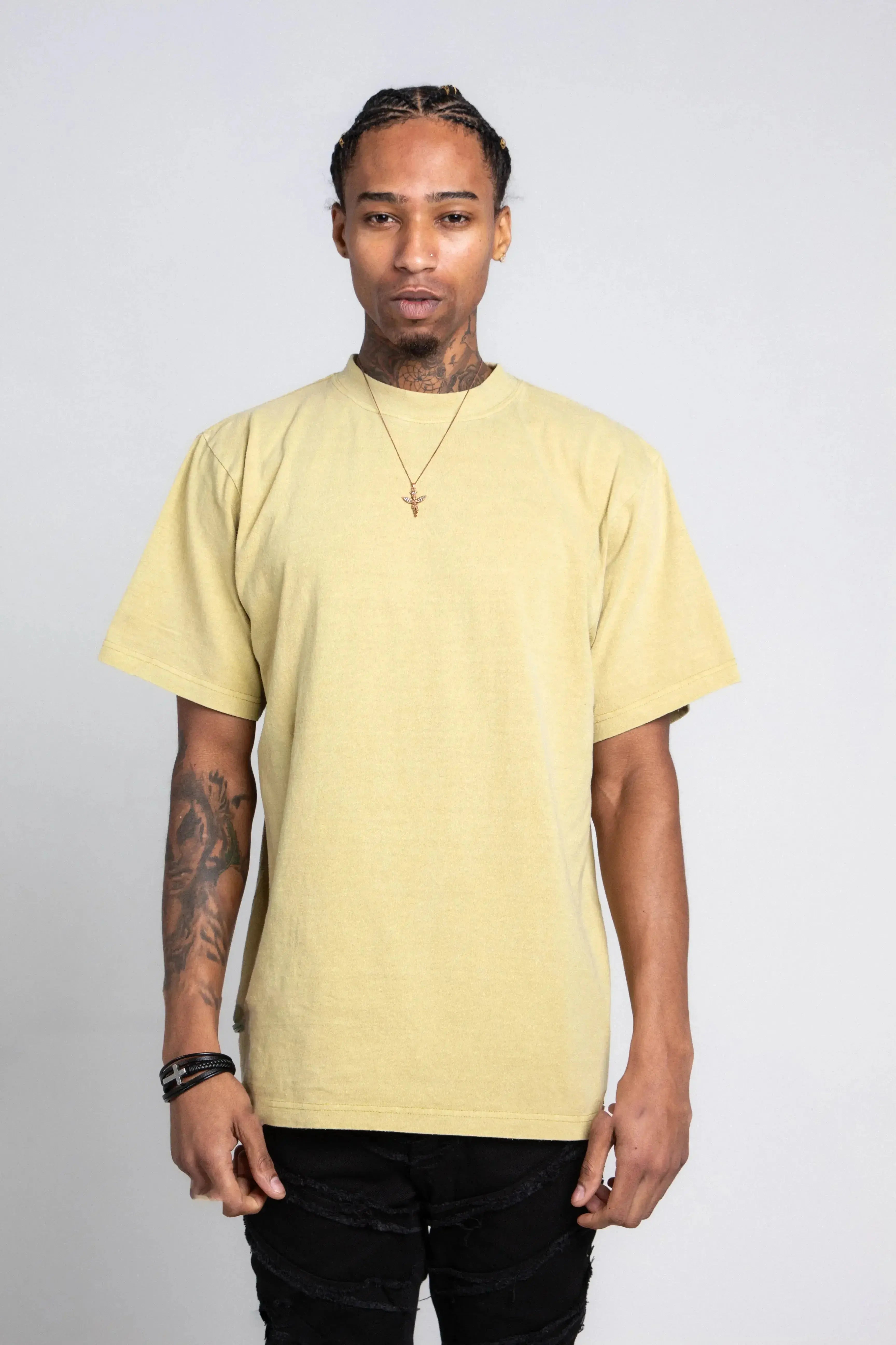 Pastel heavy cotton tee from Plush Fashion Hub, casual tops with a relaxed fit and soft pastel color.