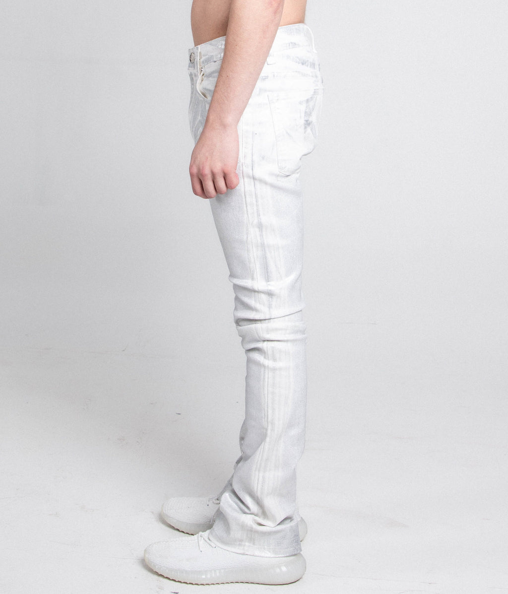 Stacked blue jeans from Armor Jeans' ASJ691 Silhouettes collection, showcasing fitted denim pants with a casual style.