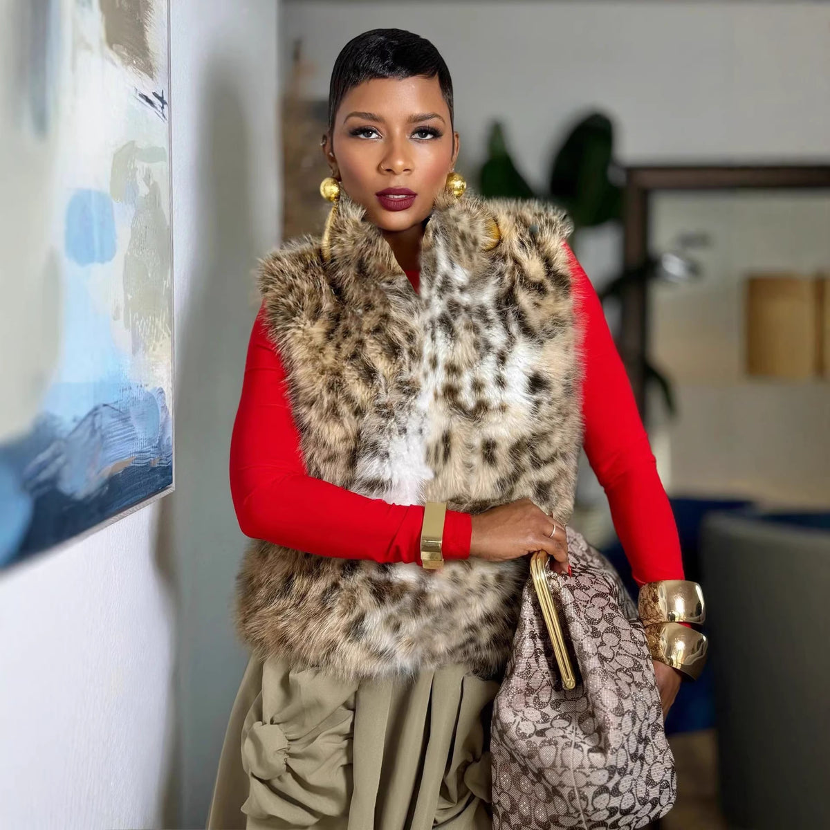 Reversible thick leopard print fur vest by eprolo featuring plush fur on both sides and a stylish, warm design.