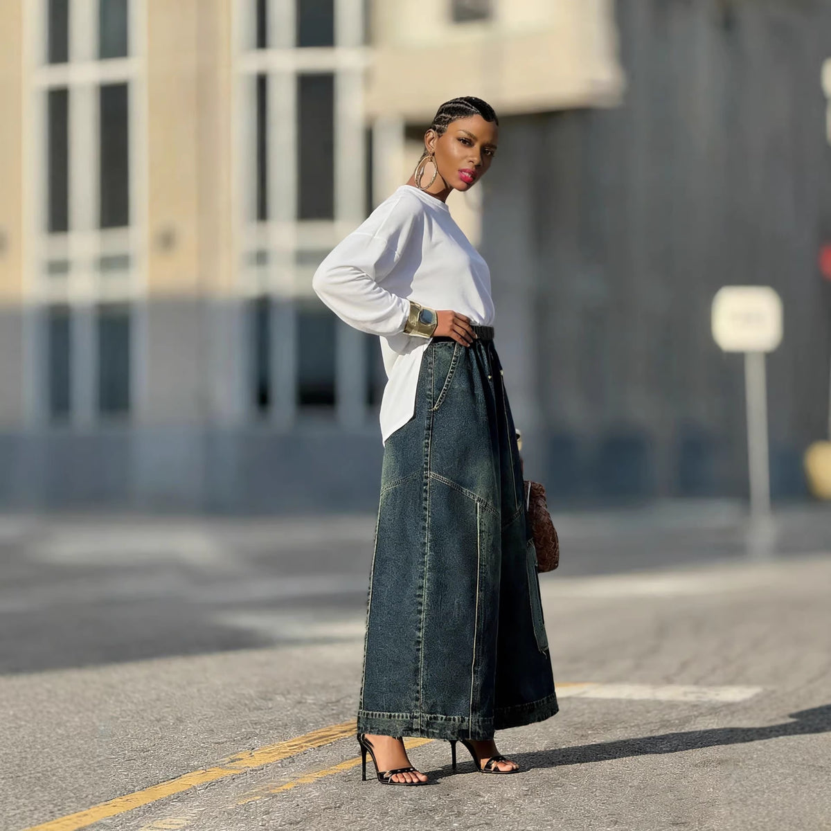 Vintage patchwork distressed wide-leg jeans by eprolo featuring elastic waist and faded denim, casual and stylish for everyday wear.