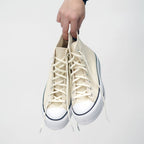 Elastic shoelaces from Plush Fashion Hub Luxe Creme collection, featuring stylish and durable design for comfortable fit.
