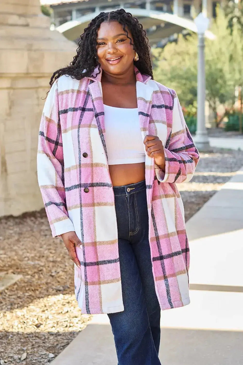 Women's classic plaid button-up lapel coat with wool-feel fabric, seasonal outerwear, stylish and warm for winter.
