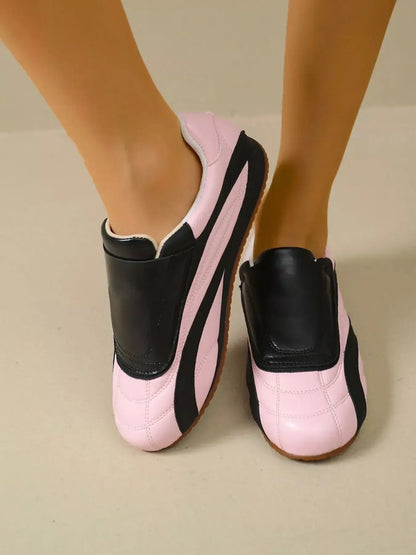 Contrast Round Toe Sneakers - Plush Fashion Hub