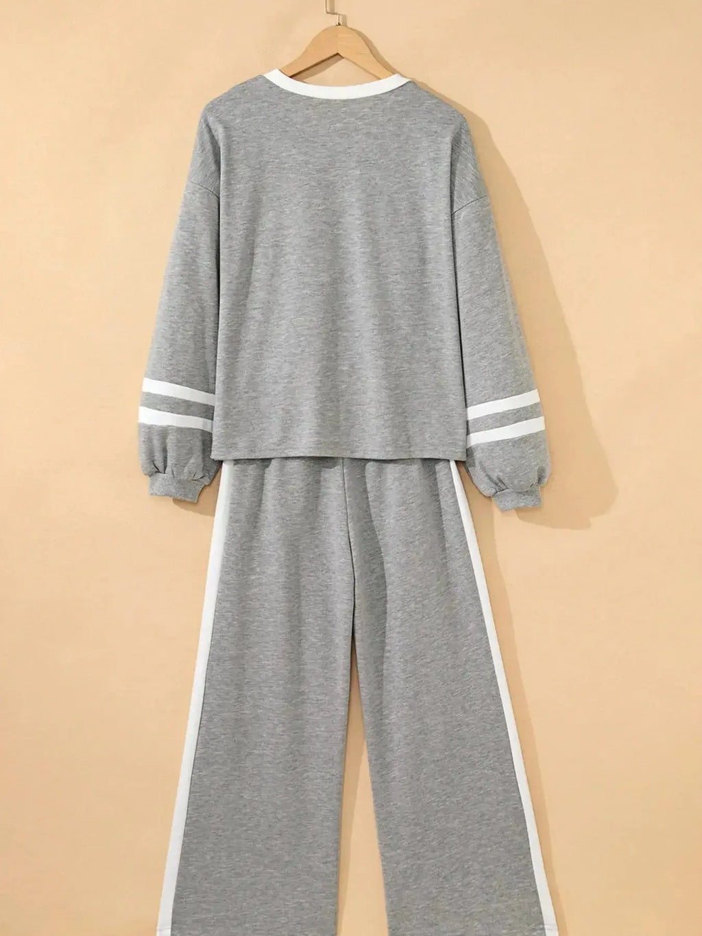 Plush Fashion Hub contrast trim round neck lounge set with matching cozy two-piece top and pants, soft casual loungewear.