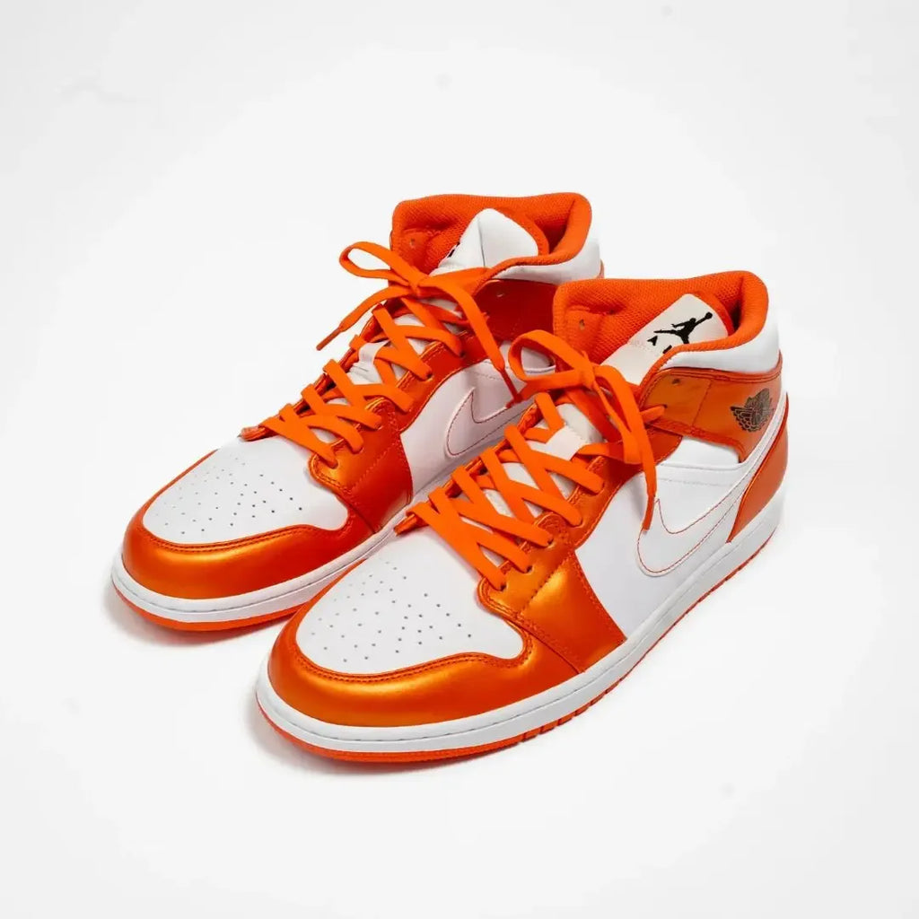 Coral orange elastic shoelace by Plush Fashion Hub, showing its vibrant color and flexible design for easy lacing.