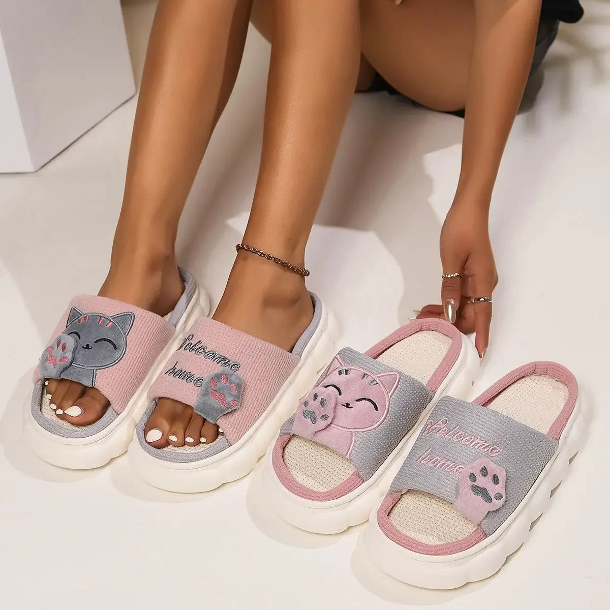 Cute Cartoon Kitten Home Slippers For Women - Plush Fashion Hub