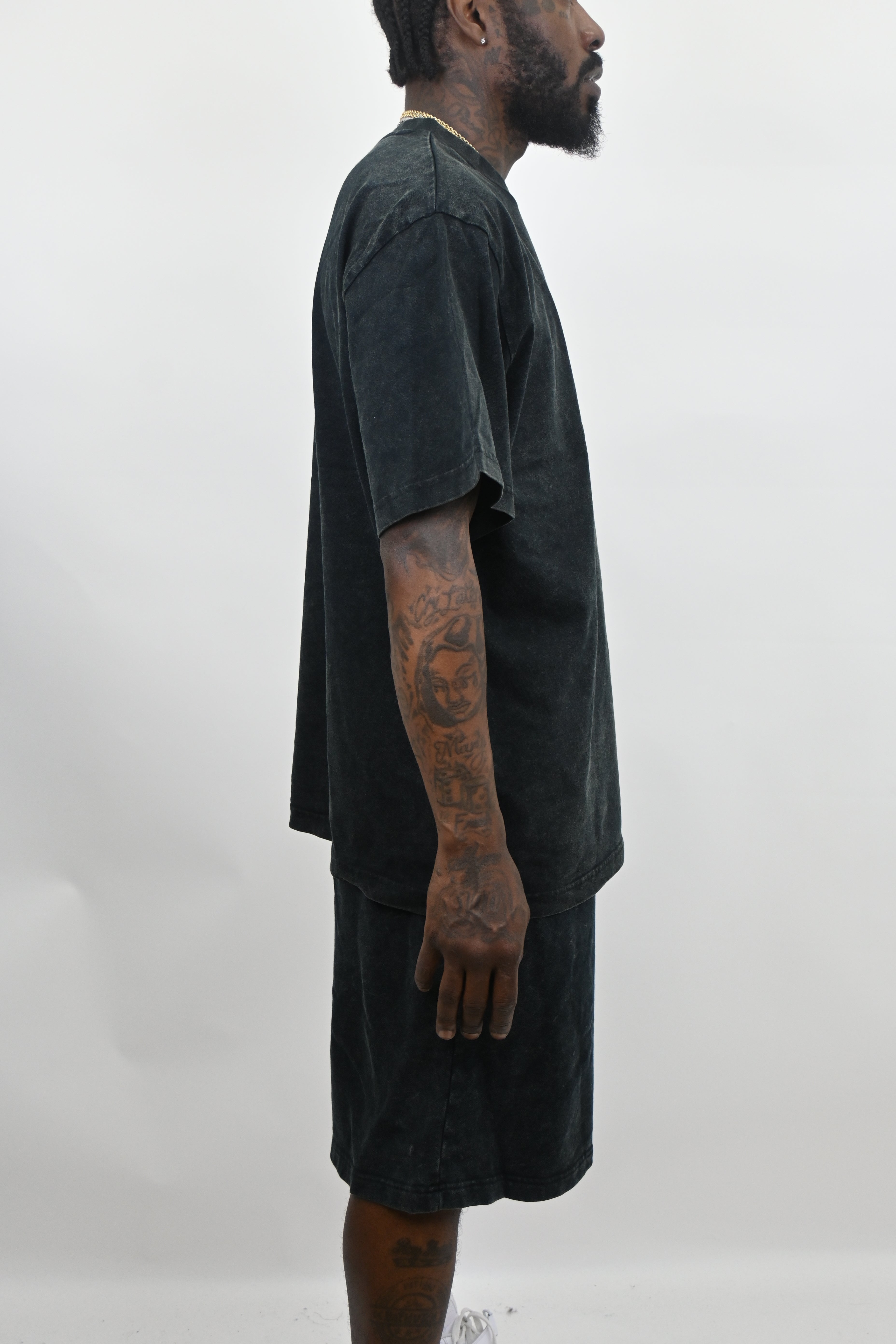Stone washed ARMOR JEANS set featuring a stylish, casual clothing ensemble with a comfortable fit and modern design.