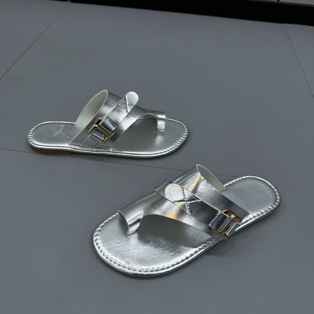 Elegant Closed-Toe Flat Sandals
