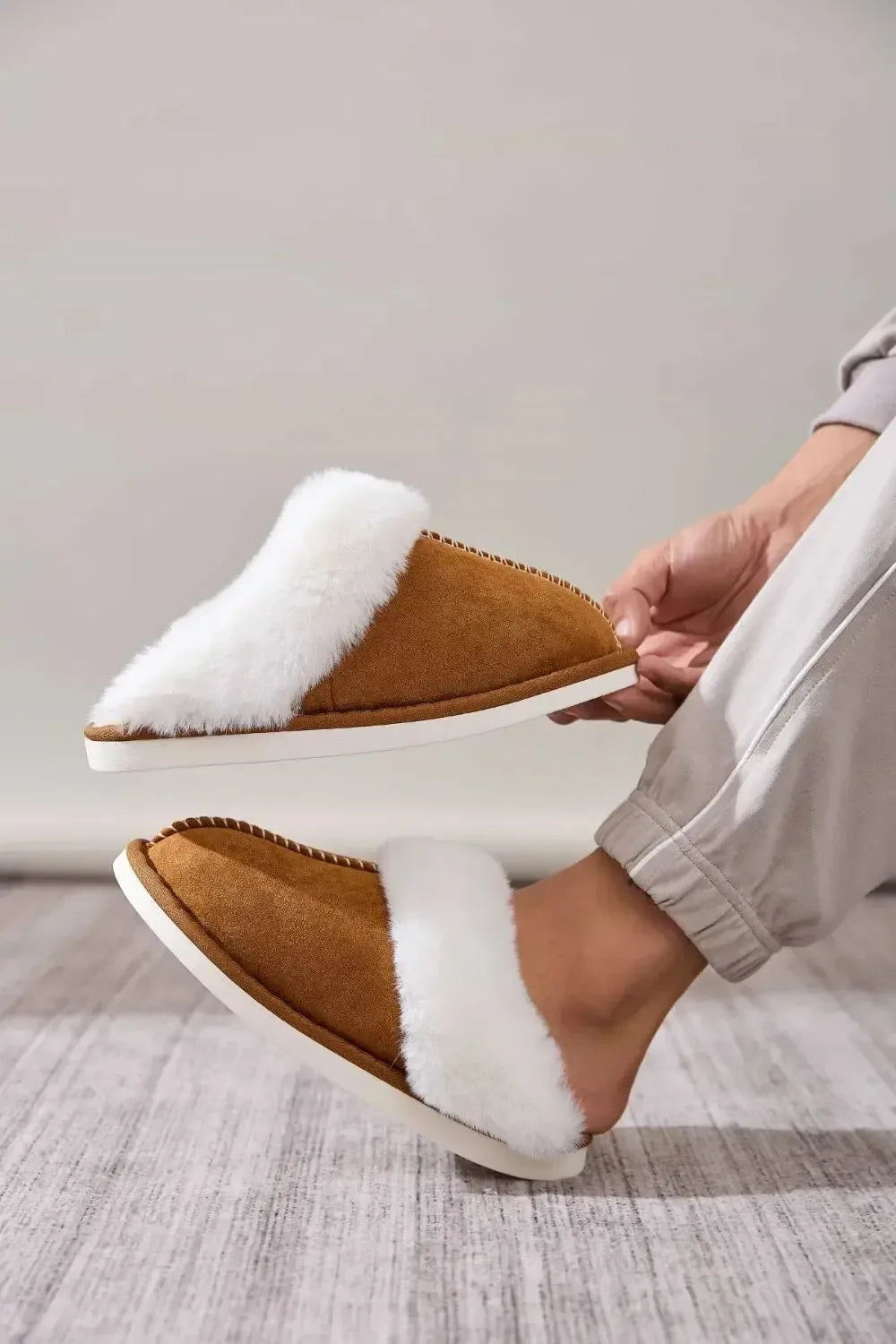 Faux Fur Round Toe Slippers - Plush Fashion Hub